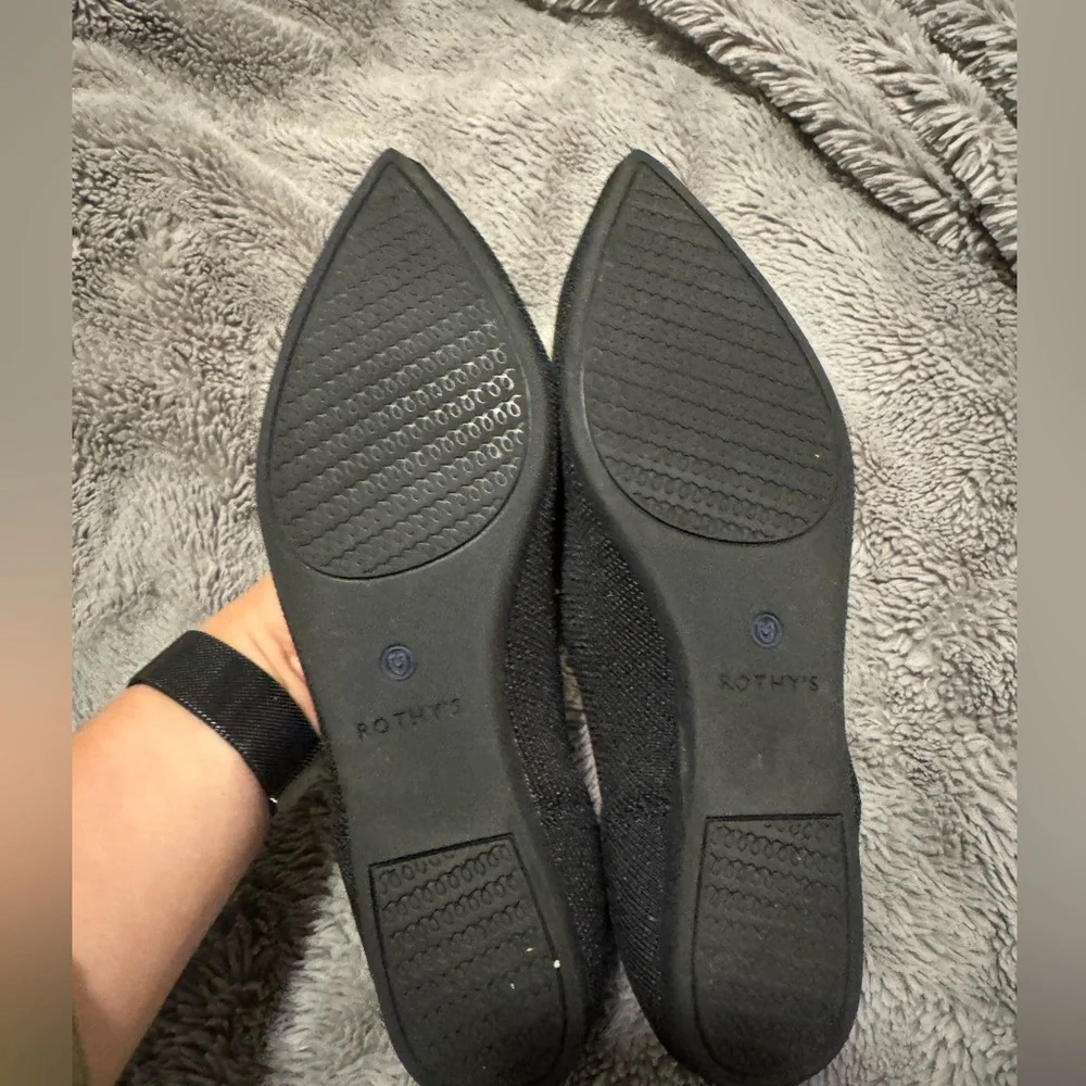 Rothy’s the point flat back 8.5 - Picture 2 of 3